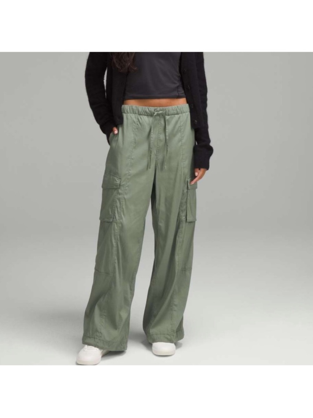 NWT Lululemon • Lightweight Adjustable Mid-Rise Cargo Pant Grey Eucalyptus